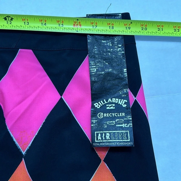 Billabong Sundays Airlite BoardShorts Neon Colors Size 36 NWT - Picture 8 of 11